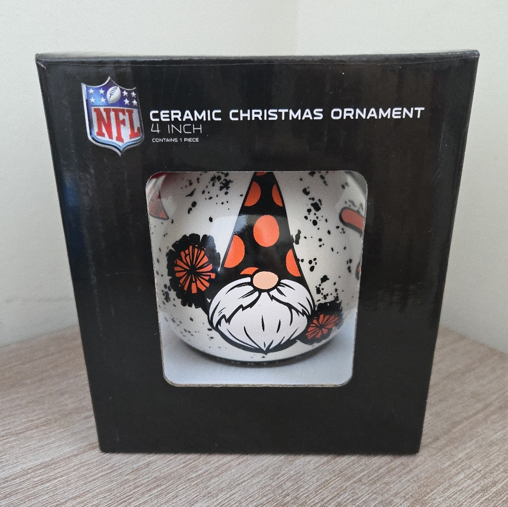 NEW NFL Ceramic Christmas Ornament Cincinatti Bengals Gnome Design